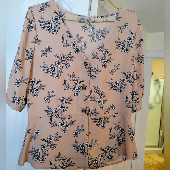 Kismet blouse - Picture 1 of 1